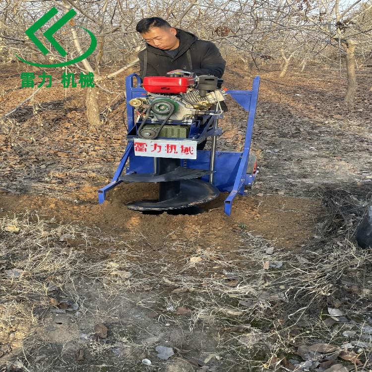 柴油植樹挖坑機(jī).jpg 柴油植樹挖坑機(jī).jpg