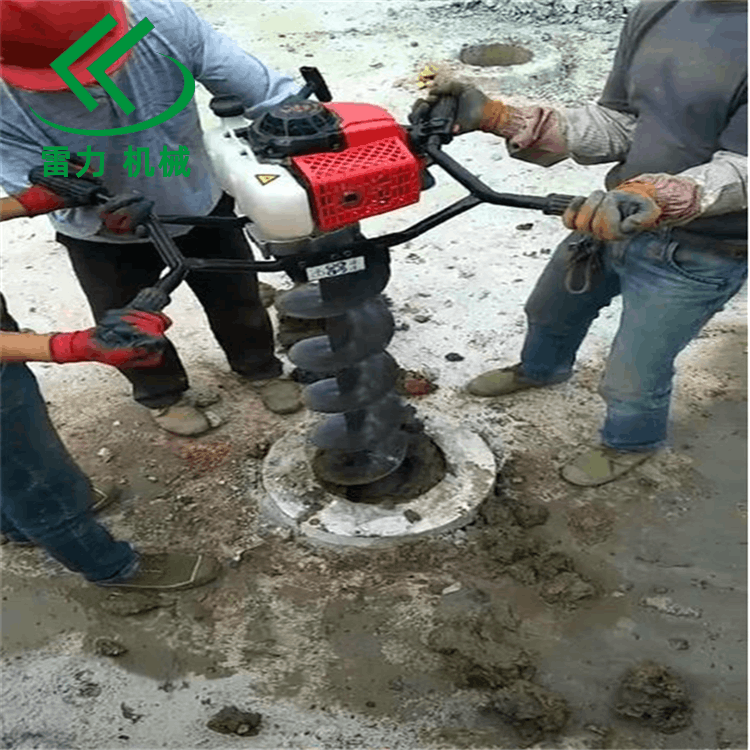 地下穿孔機輕松轉窩少不了 地下穿孔機輕松轉窩少不了